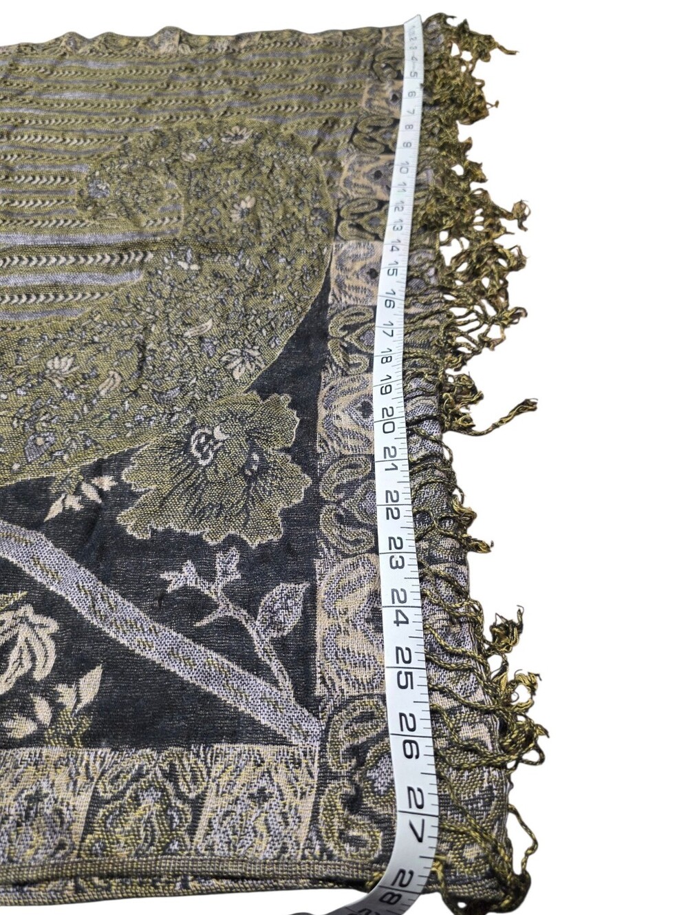 Pashmina & Silk Elegant Gold and Black Scarf - Picture 8 of 10